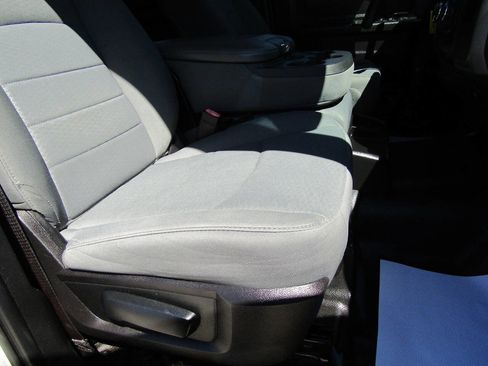 Used 2015 RAM 1500 ST w/ SXT Appearance Group image 15