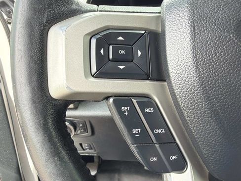 Used 2019 Ford F250 Lariat w/ Lariat Ultimate Package AWD/4WD image 18