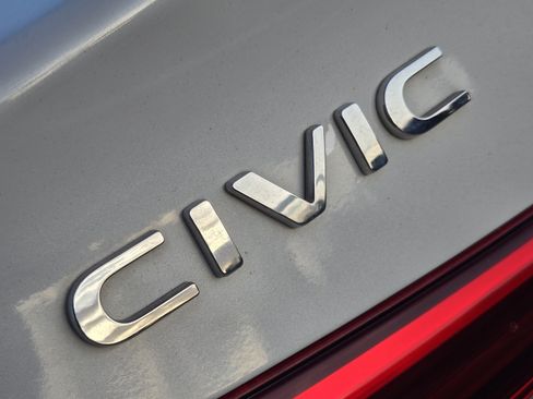 Used 2023 Honda Civic LX image 31