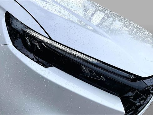 Used 2026 Honda CR-V Sport Touring image 28