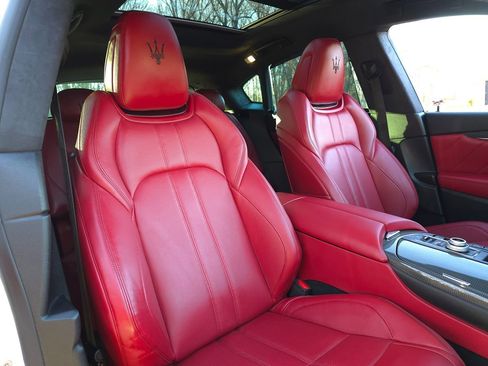 Used 2022 Maserati Levante GT image 20