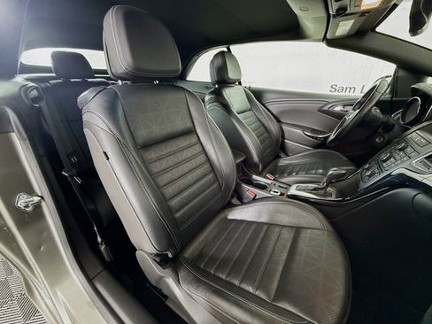 Used 2018 Buick Cascada Premium image 29