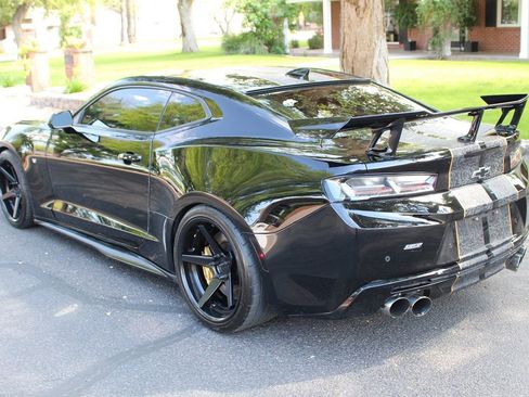 Used 2017 Chevrolet Camaro SS image 47