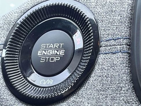 Used 2022 Jeep Compass Latitude w/ Convenience Group image 35