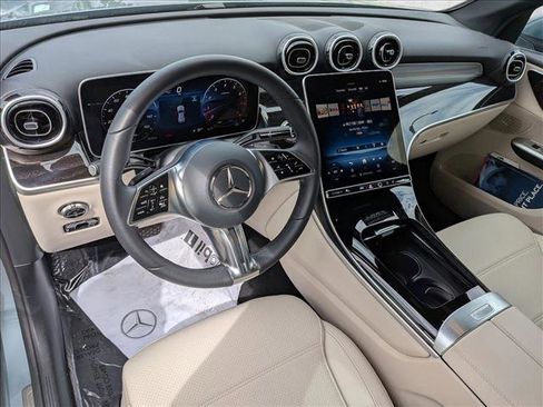 Certified 2026 Mercedes-Benz GLC 300 image 10