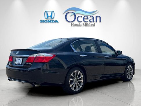 Used 2013 Honda Accord Sport image 3