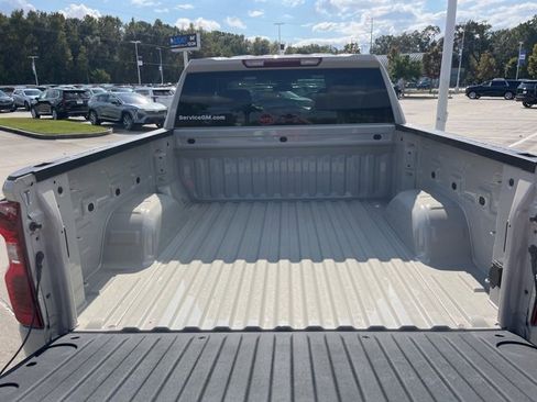 New 2026 Chevrolet Silverado 1500 Custom image 9