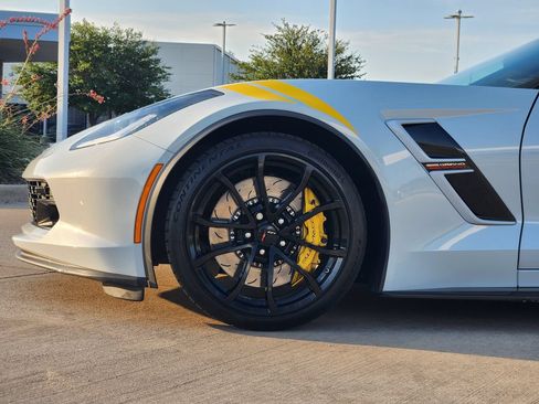 Used 2018 Chevrolet Corvette Grand Sport RWD image 8