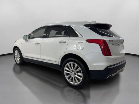 Used 2018 Cadillac XT5 Platinum w/ Driver Assist Package image 7