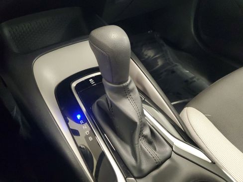 Certified 2023 Toyota Corolla LE image 28