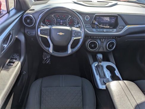 Used 2020 Chevrolet Blazer LT image 18
