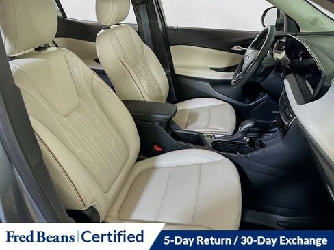 Used 2025 Buick Encore GX Avenir w/ Avenir Technology Package image 14