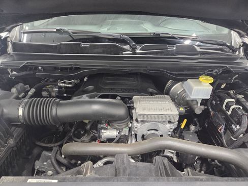 Used 2023 RAM 1500 Limited w/ Body Color Bumper Group image 39