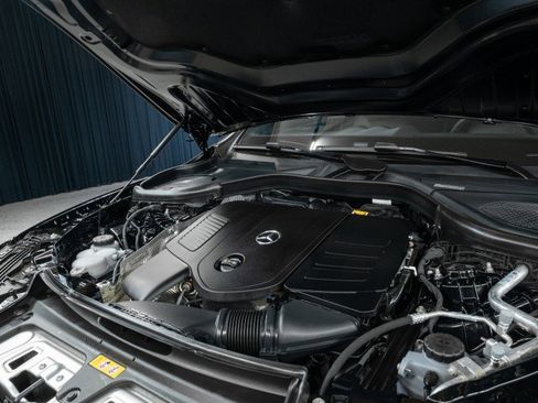 New 2025 Mercedes-Benz GLC 300 image 28
