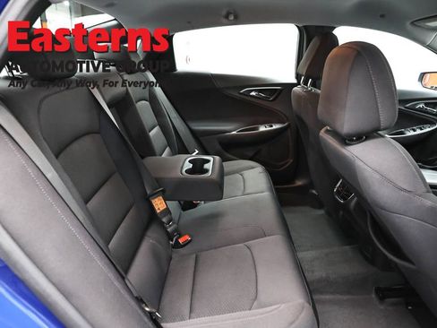 Used 2023 Chevrolet Malibu LT FWD image 23