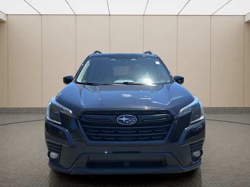 Used 2023 Subaru Forester Premium AWD/4WD image 8