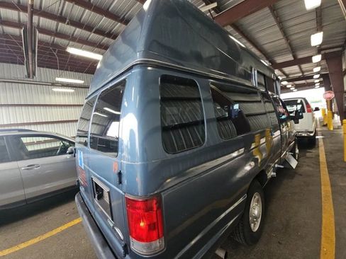 Used 2014 Ford E-350 and Econoline 350 Extended Super Duty w/ Power Group RWD image 3