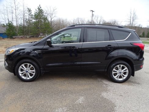 Used 2019 Ford Escape SEL image 6