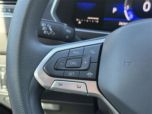 Used 2022 Volkswagen Tiguan S image 24