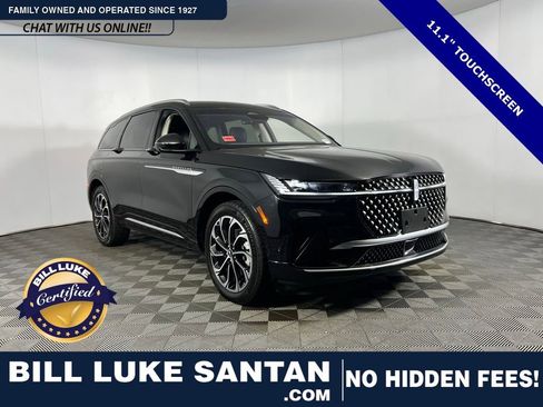 Used 2024 Lincoln Nautilus Reserve image 1