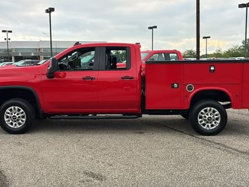 Used 2025 Chevrolet Silverado 2500 W/T w/ Snow Plow Prep/Camper Package AWD/4WD image 4
