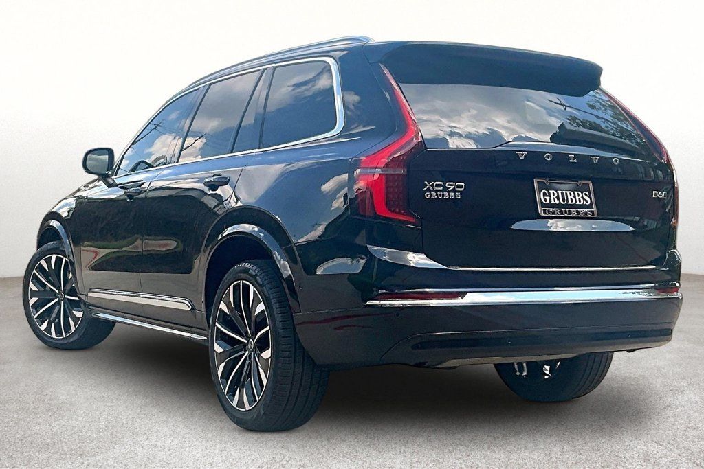 Certified 2026 Volvo XC90 B6 Plus AWD/4WD image 16