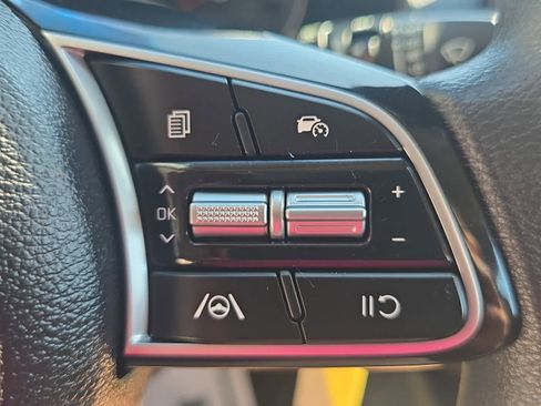 Used 2024 Kia Forte LXS image 22