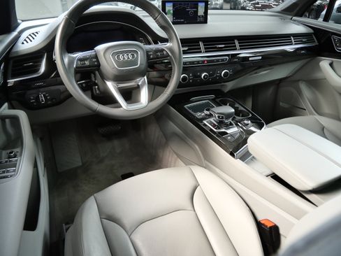 Used 2018 Audi Q7 3.0T Premium Plus AWD/4WD image 2