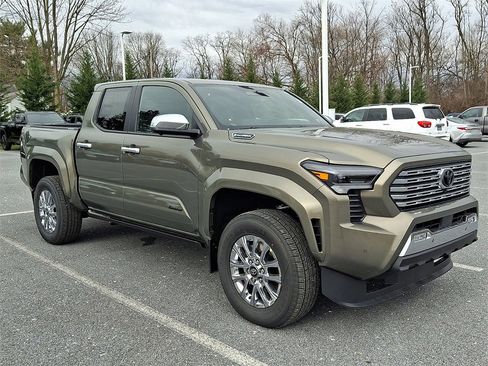 New 2025 Toyota Tacoma Limited image 3