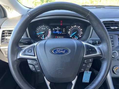 Used 2015 Ford Fusion SE w/ Equipment Group 202A FWD image 20