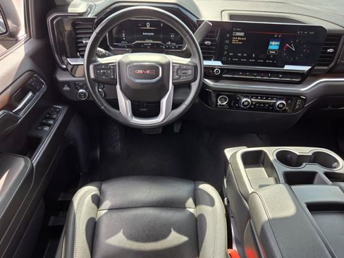 Certified 2024 GMC Sierra 1500 SLT AWD/4WD image 11