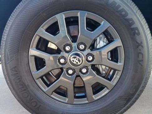 Used 2025 Toyota 4Runner SR5 image 24