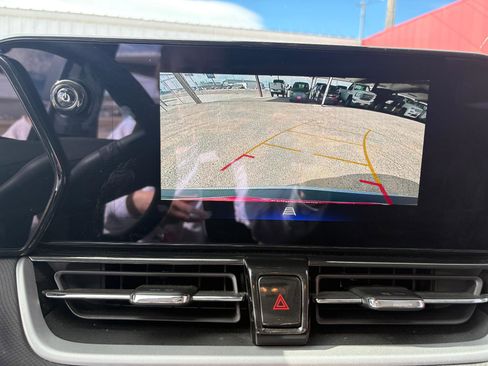 Used 2025 Chevrolet TrailBlazer LT image 18