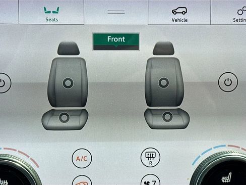 Used 2020 Land Rover Range Rover HSE image 22