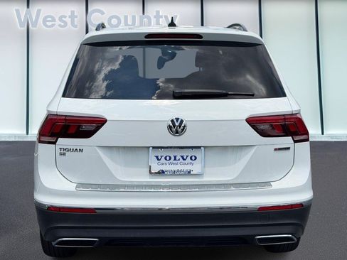 Used 2021 Volkswagen Tiguan SE w/ Panoramic Sunroof Package AWD/4WD image 6