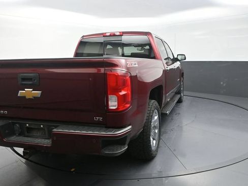 Used 2016 Chevrolet Silverado 1500 LTZ Z71 w/ LTZ Plus Package AWD/4WD image 8