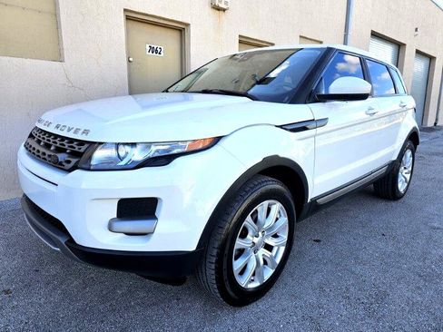 Used 2015 Land Rover Range Rover Evoque Pure image 2