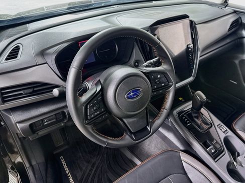 Used 2024 Subaru Crosstrek 2.5i Limited AWD/4WD image 13