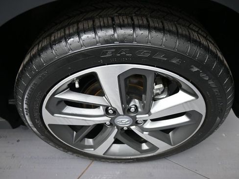 Used 2021 Hyundai Kona Limited image 15