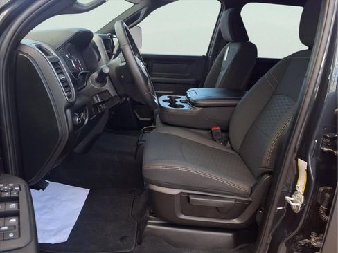 New 2026 RAM 2500 Tradesman AWD/4WD image 8