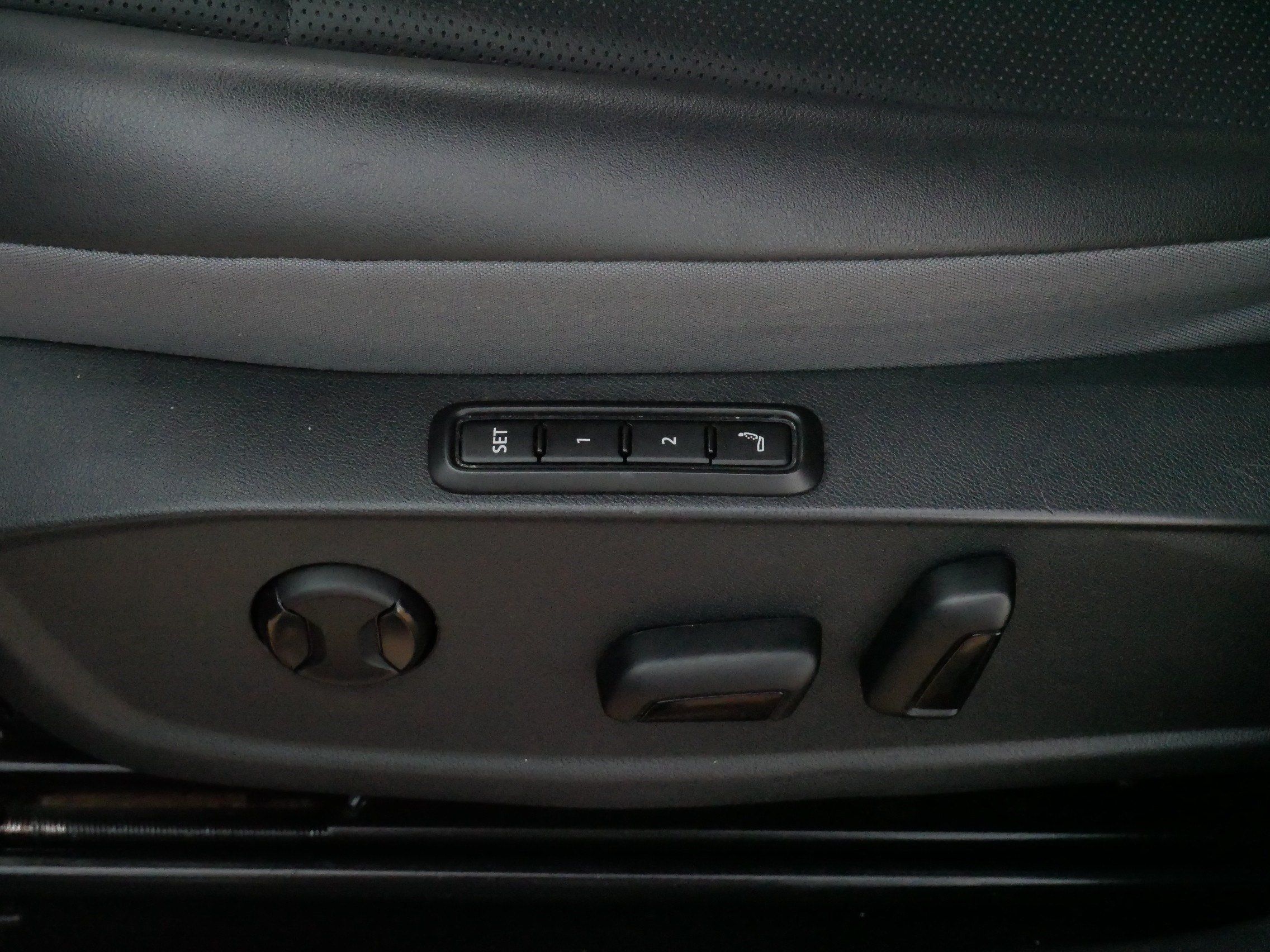 Certified 2023 Volkswagen ID.4 Pro S AWD/4WD image 19