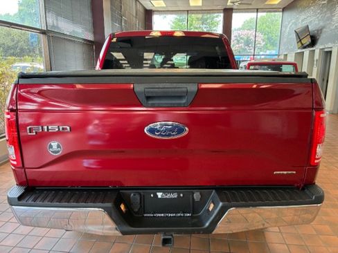 Used 2015 Ford F150 XLT RWD image 12
