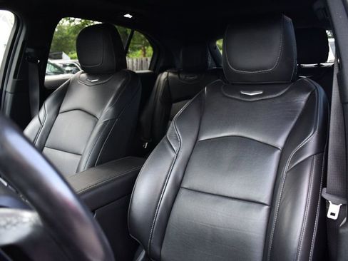 Used 2020 Cadillac XT4 Premium Luxury image 14