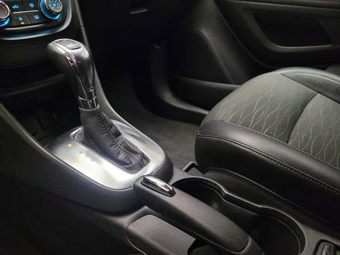 Used 2016 Buick Encore FWD image 26
