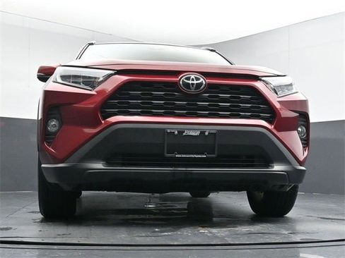 Used 2021 Toyota RAV4 XLE w/ Convenience Package image 22