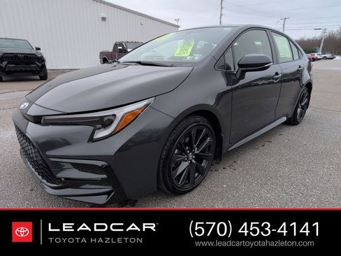 Used 2024 Toyota Corolla SE w/ Convenience Package image 1