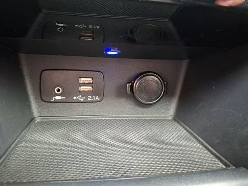 Certified 2023 Subaru Forester Premium AWD/4WD image 37