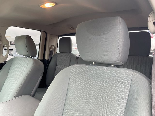 Used 2016 RAM 1500 Classic SLT AWD/4WD image 13