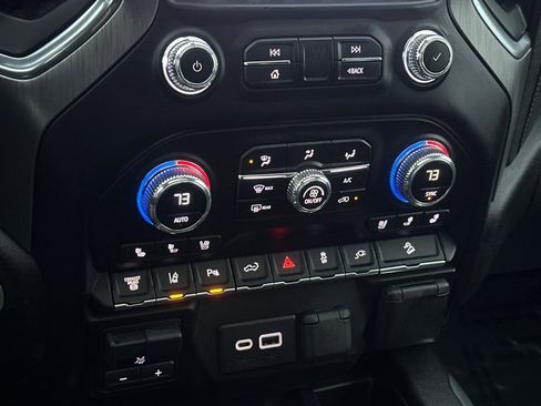 Used 2023 GMC Sierra 2500 Denali image 23