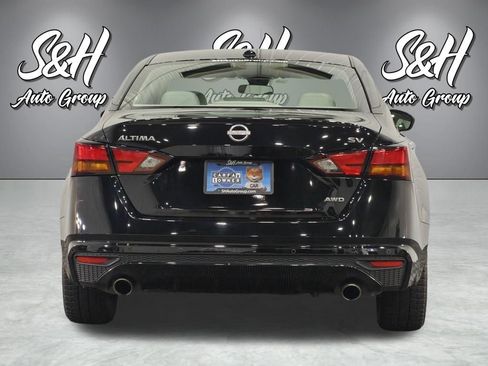 Used 2023 Nissan Altima 2.5 SV w/ SV Premium Package AWD/4WD image 17